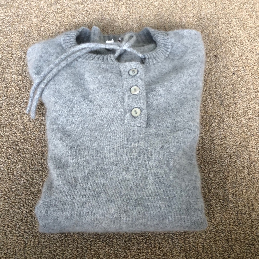 Fleurisse Grey Cashmere Sweater
